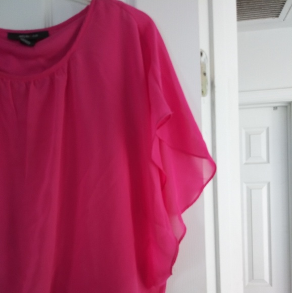 Pretty in Pink Blouse - Picture 3 of 3